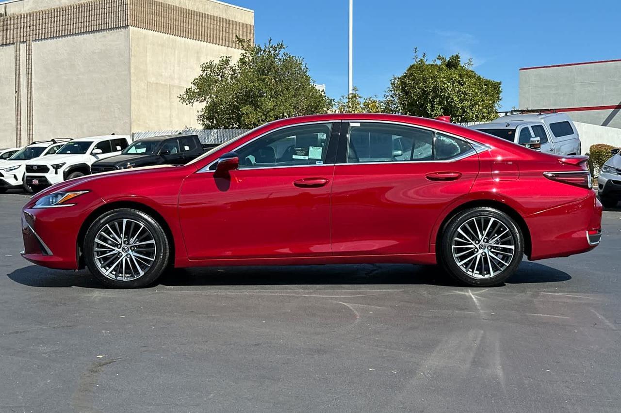 2025 Lexus ES Roseville CA