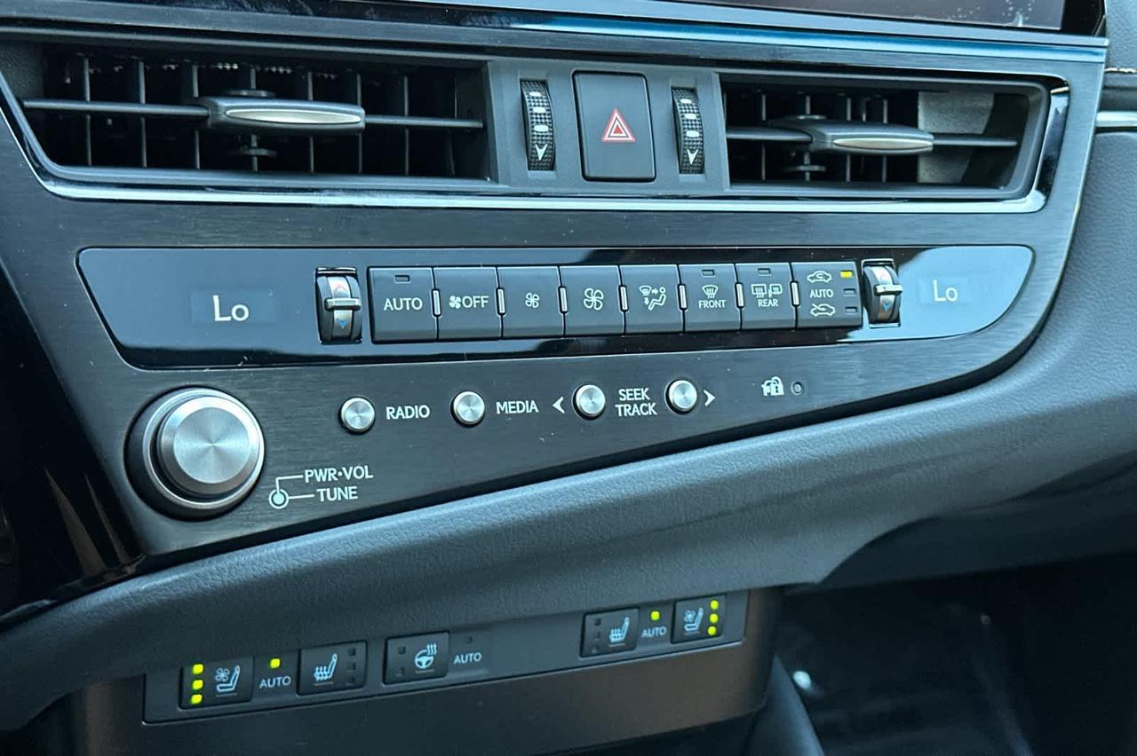 2025 Lexus ES Roseville CA