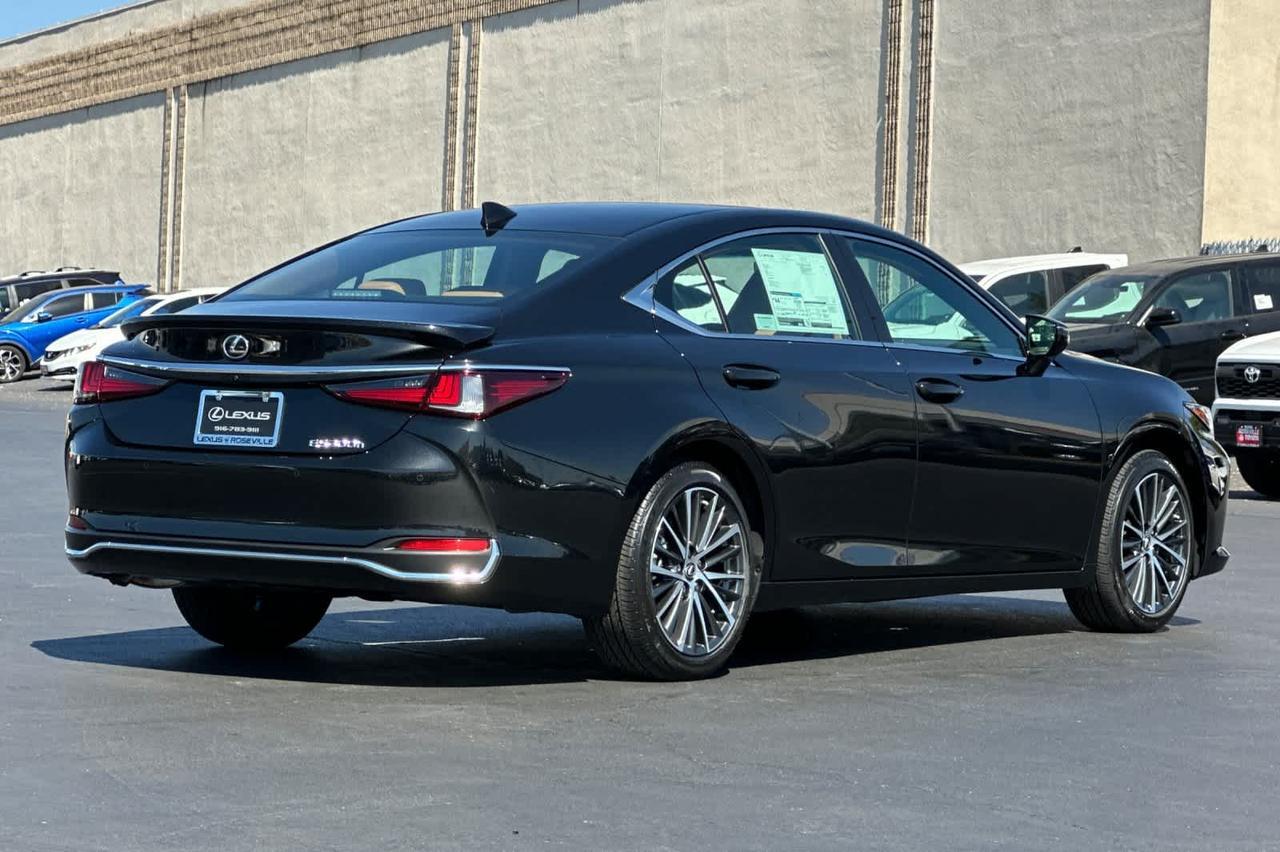 2025 Lexus ES Roseville CA