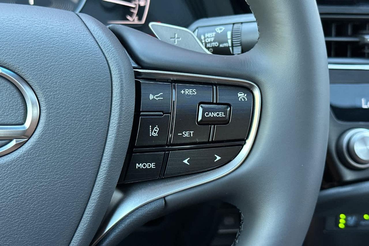 2025 Lexus ES Roseville CA