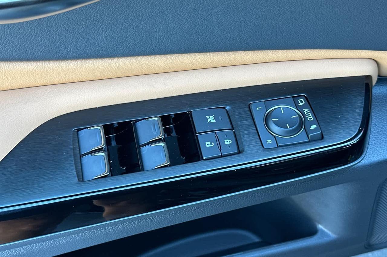 2025 Lexus ES Roseville CA