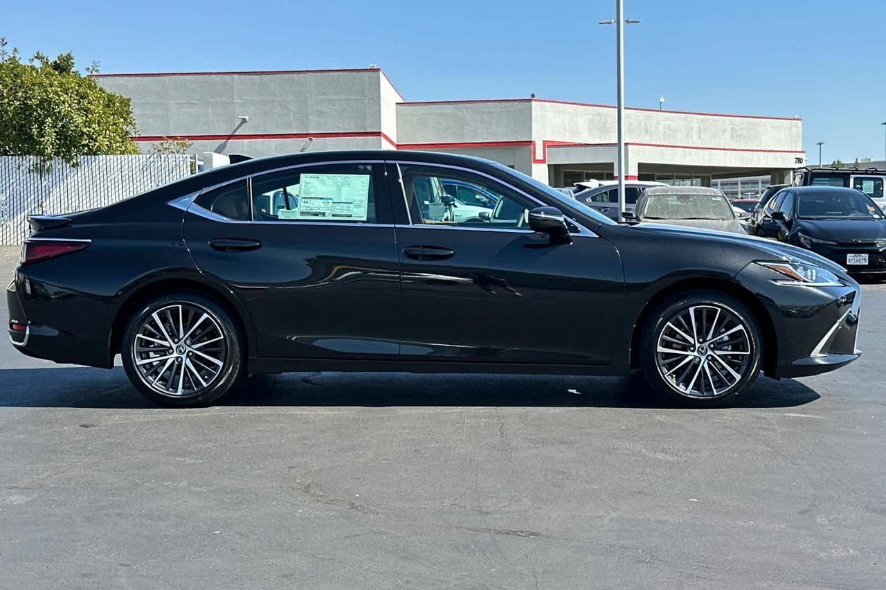 2025 Lexus ES Roseville CA
