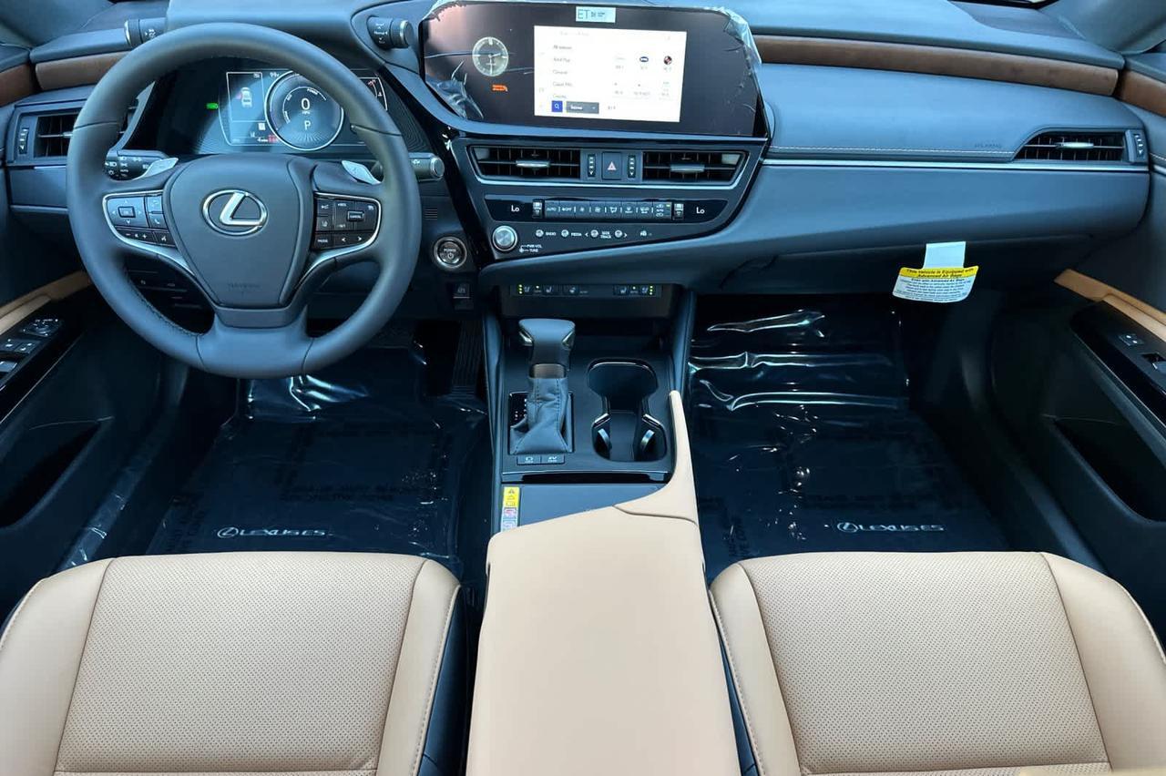 2025 Lexus ES Roseville CA