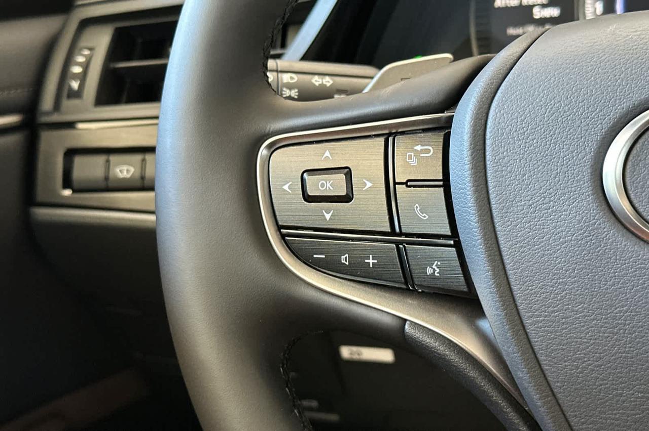 2025 Lexus ES Roseville CA