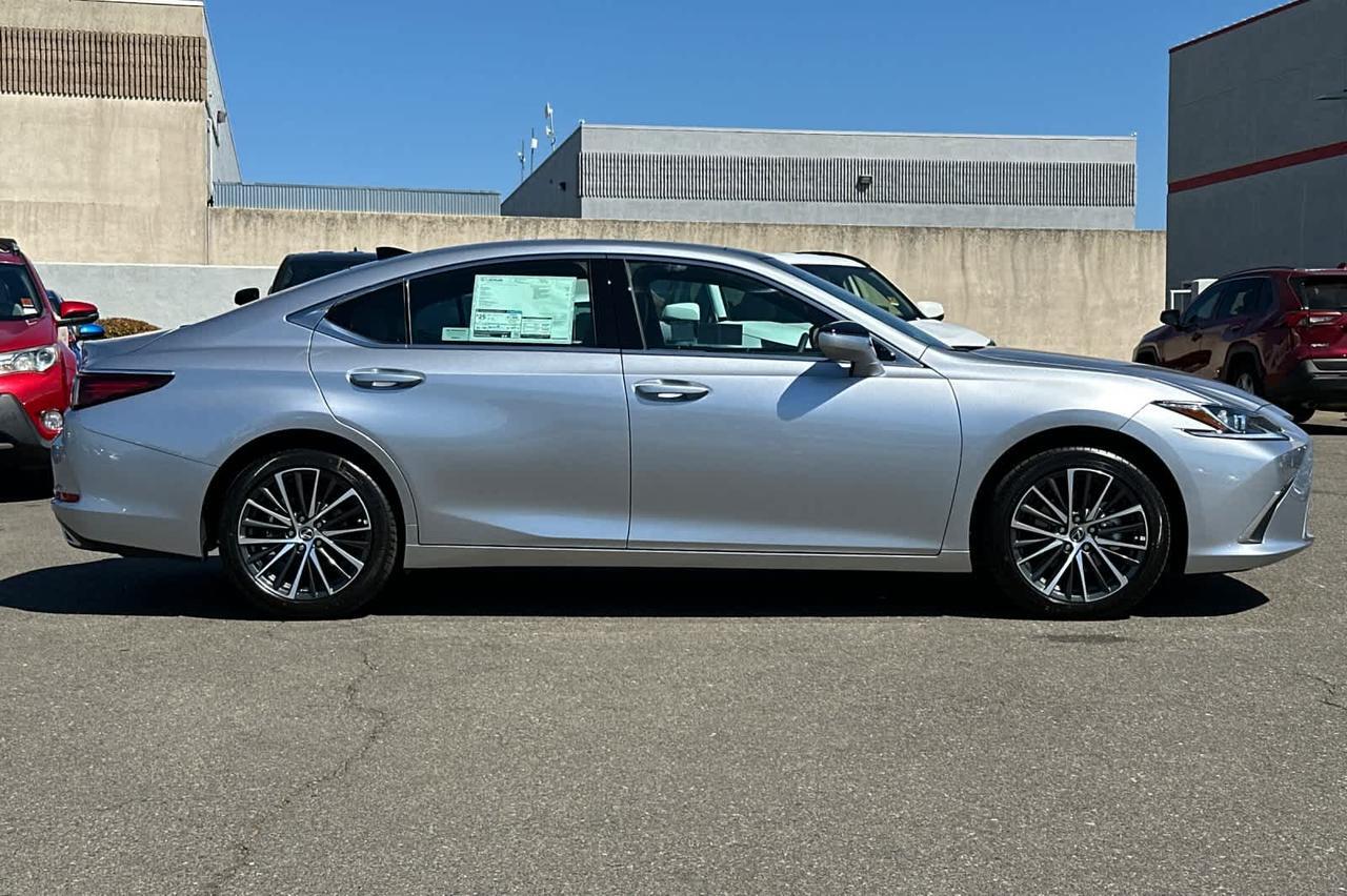 2025 Lexus ES Roseville CA
