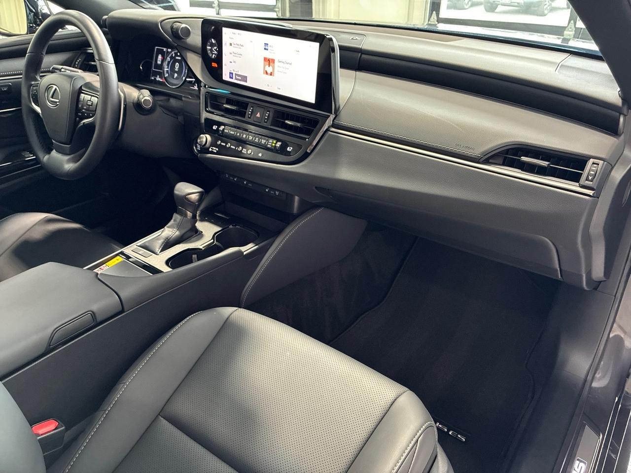 2025 Lexus ES350 Premium Pkg, Pano Roof, 12.3in Interface, 18in Wheels, Only 5k Miles Houston TX 2025 Lexus ES350 Premium Pkg, Pano Roof, 12.3in Interface, 18in Wheels, Only 5k Miles Houston TX