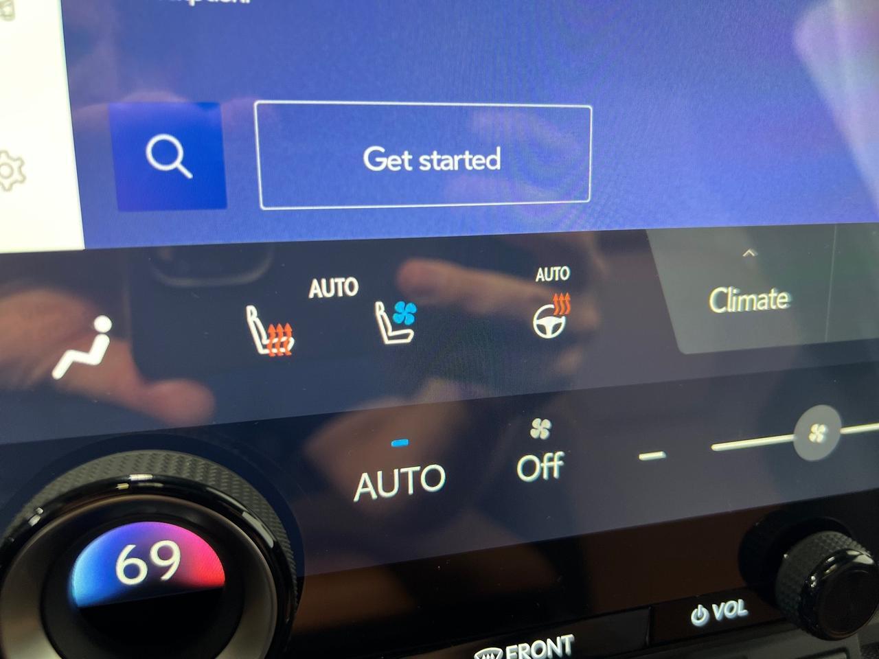 2025 Lexus GX550 Luxury+, Cold Area Pkg, Digital Key, HUD, Traffic Jam Assist Houston TX 2025 Lexus GX550 Luxury+, Cold Area Pkg, Digital Key, HUD, Traffic Jam Assist Houston TX
