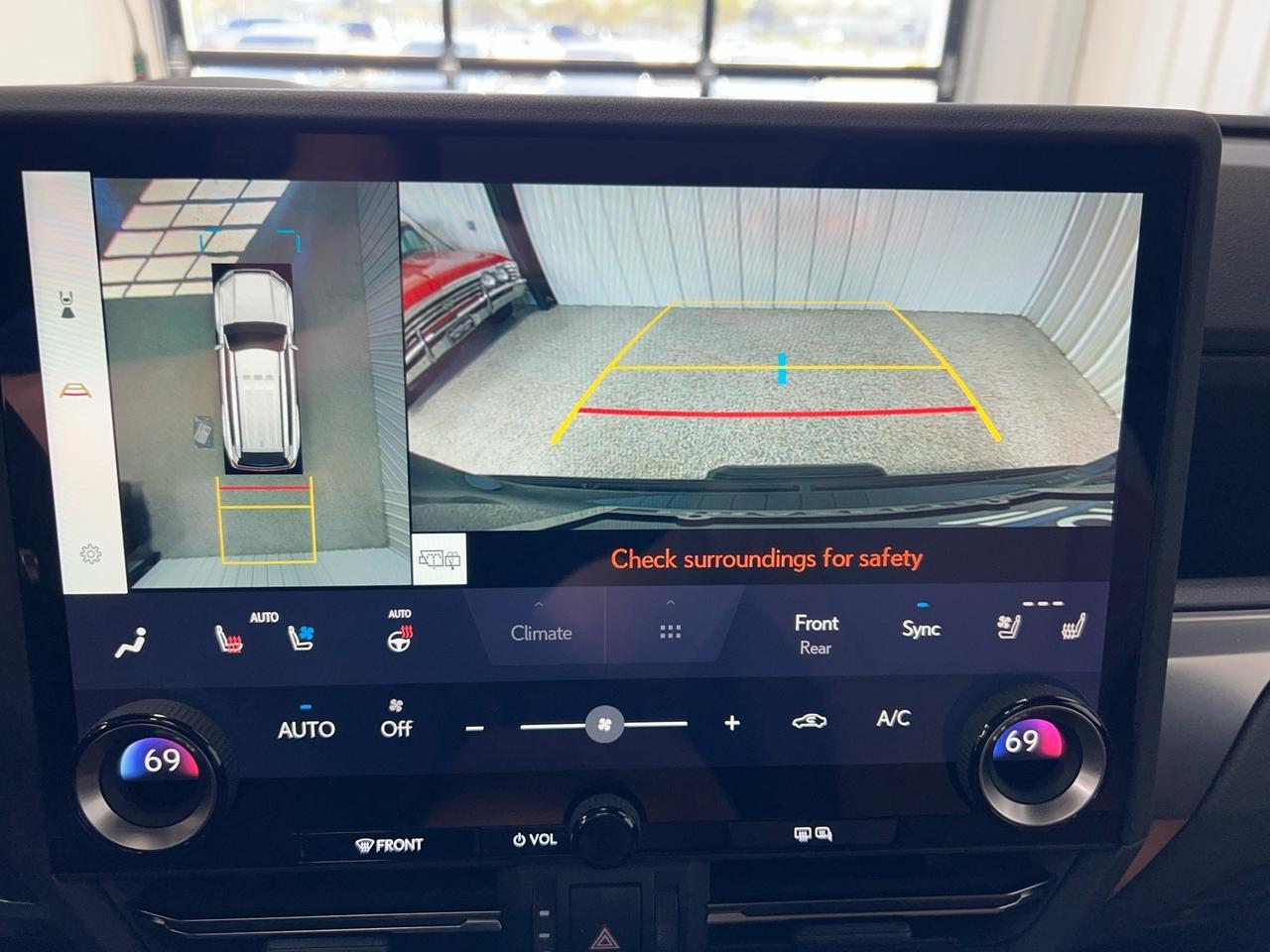 2025 Lexus GX550 Luxury+, Cold Area Pkg, Digital Key, HUD, Traffic Jam Assist Houston TX 2025 Lexus GX550 Luxury+, Cold Area Pkg, Digital Key, HUD, Traffic Jam Assist Houston TX