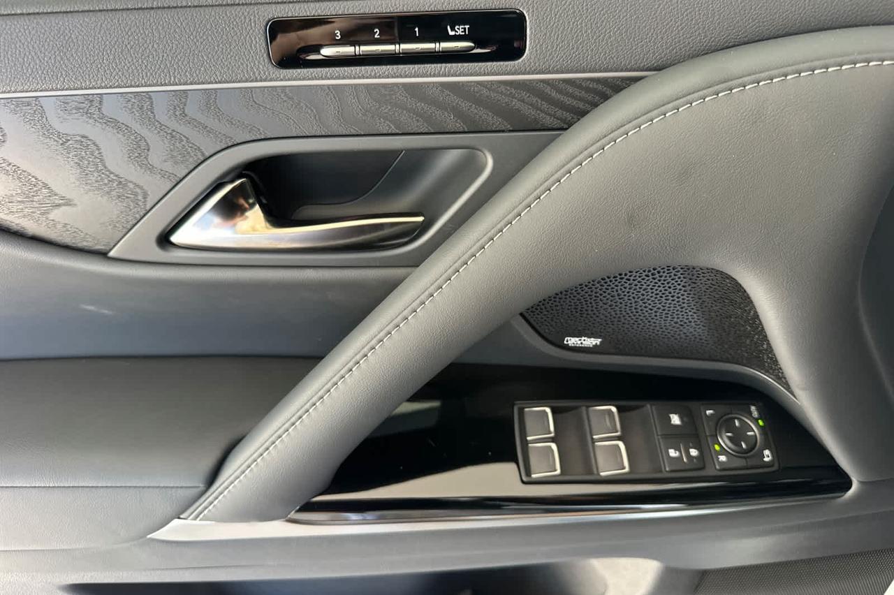 2025 Lexus LX 700h Luxury Roseville CA