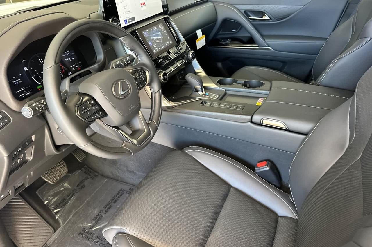 2025 Lexus LX 700h Luxury Roseville CA