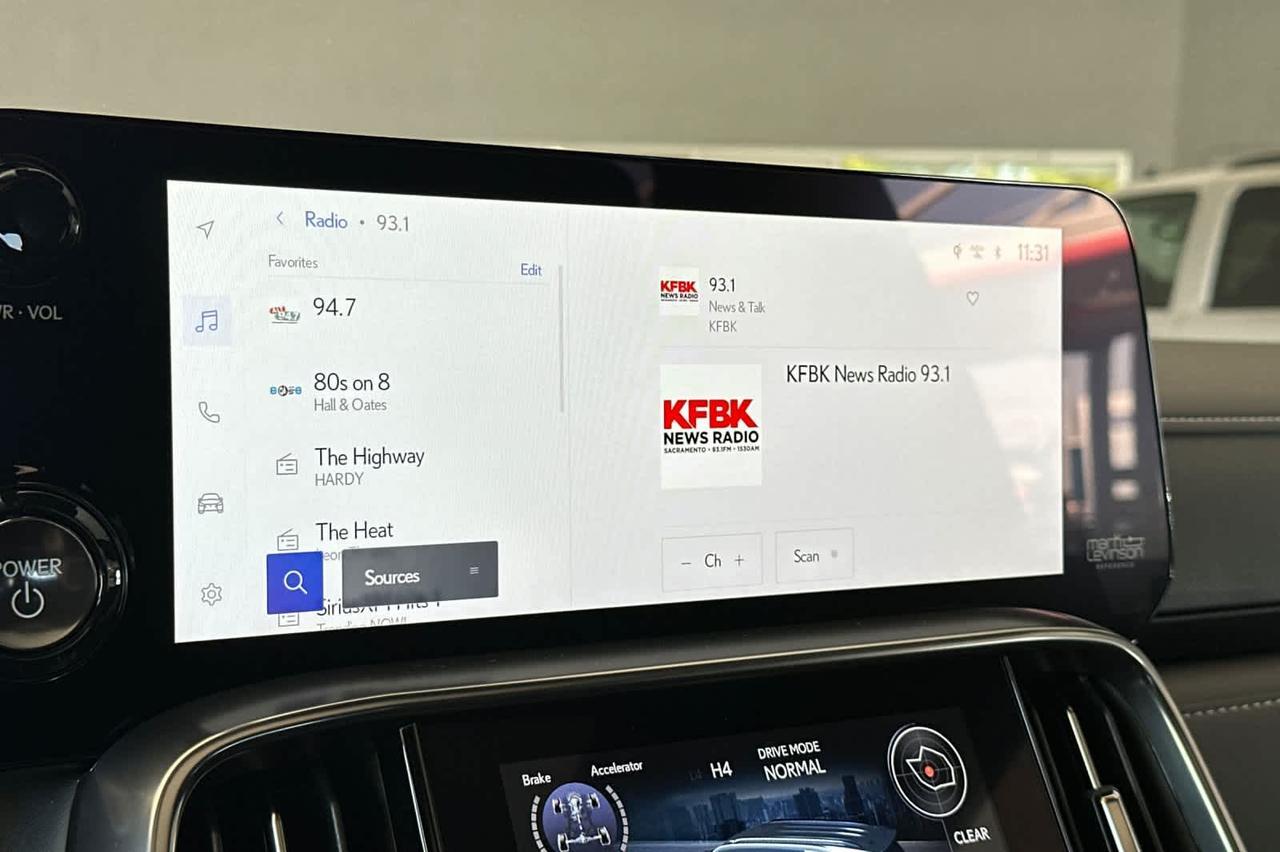 2025 Lexus LX 700h Luxury Roseville CA