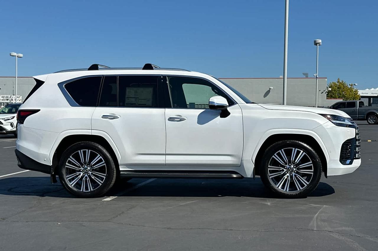 2025 Lexus LX 700h Luxury Roseville CA