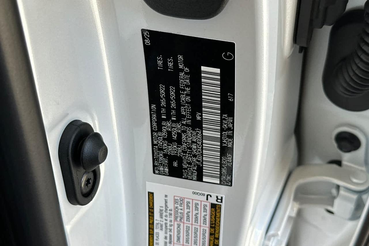 2025 Lexus LX 700h Luxury Roseville CA