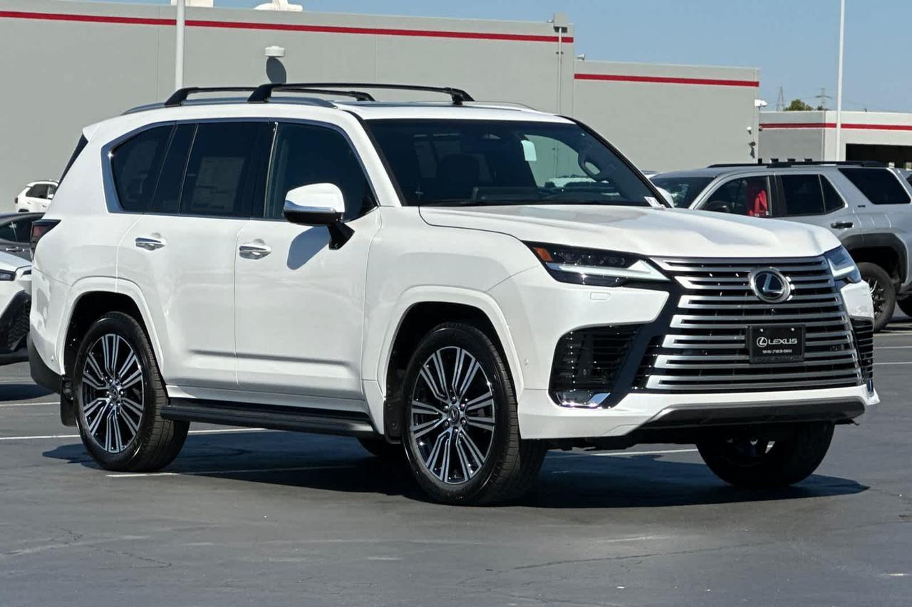 2025 Lexus LX 700h Luxury Roseville CA