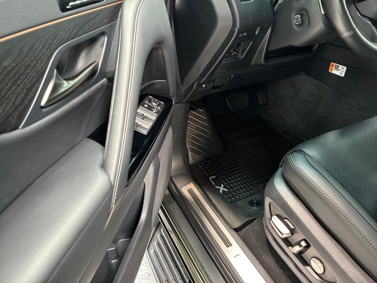 2025 Lexus LX700h Overtrail, 3-Row Seating, Mark Levinson Sound, Black Badge Overlays Houston TX 2025 Lexus LX700h Overtrail, 3-Row Seating, Mark Levinson Sound, Black Badge Overlays Houston TX