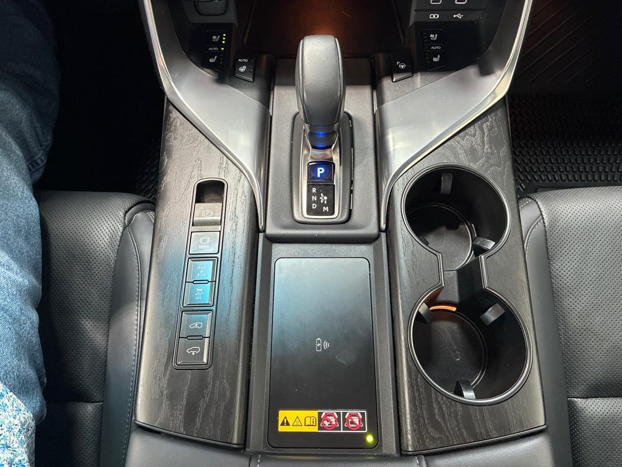 2025 Lexus LX700h Overtrail, 3-Row Seating, Mark Levinson Sound, Black Badge Overlays Houston TX 2025 Lexus LX700h Overtrail, 3-Row Seating, Mark Levinson Sound, Black Badge Overlays Houston TX