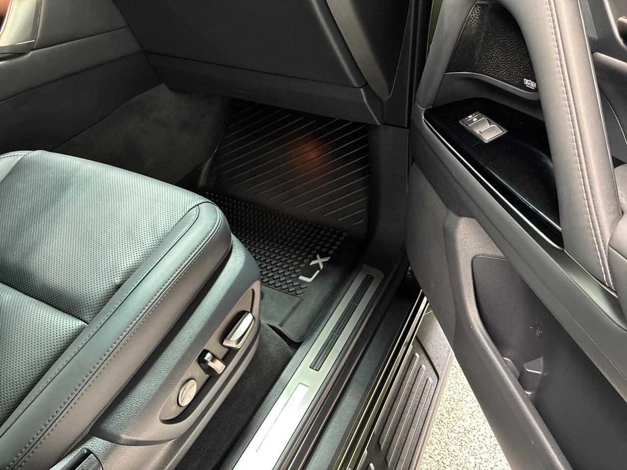 2025 Lexus LX700h Overtrail, 3-Row Seating, Mark Levinson Sound, Black Badge Overlays Houston TX 2025 Lexus LX700h Overtrail, 3-Row Seating, Mark Levinson Sound, Black Badge Overlays Houston TX