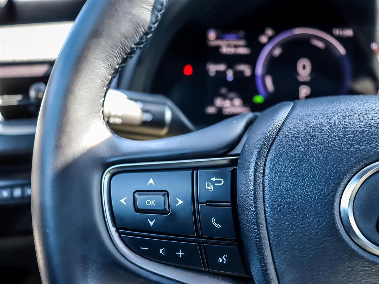 2025 Lexus UX 300h Mississauga ON