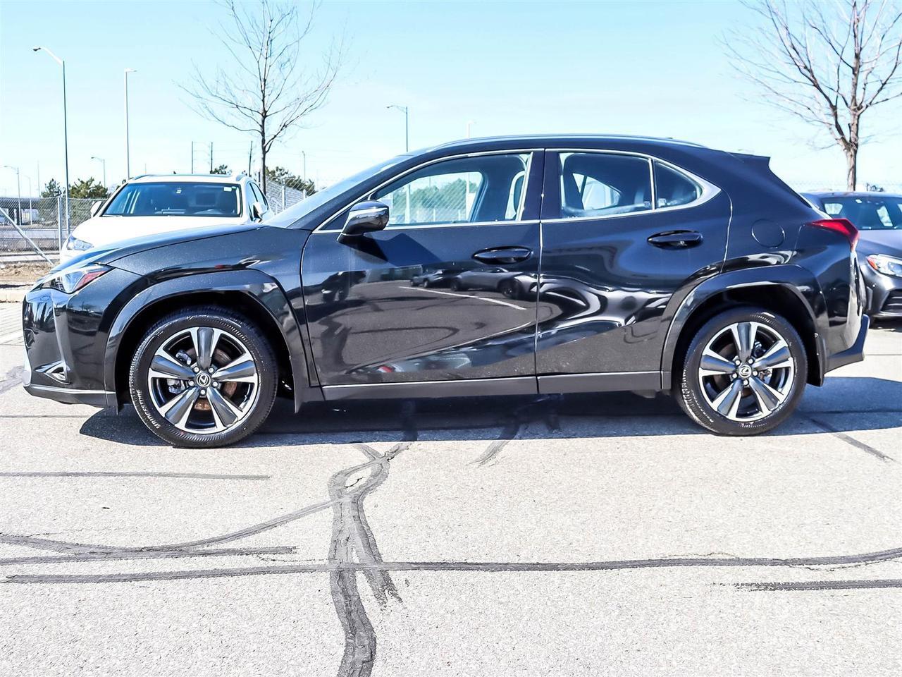 2025 Lexus UX 300h Mississauga ON