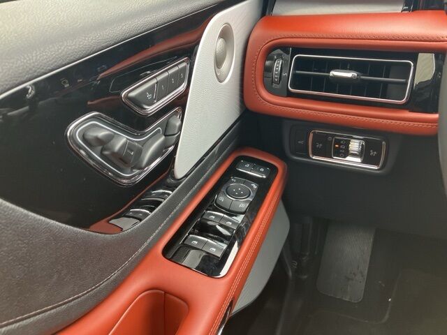 2025 Lincoln Aviator Reserve Watertown SD 2025 Lincoln Aviator Reserve Watertown SD