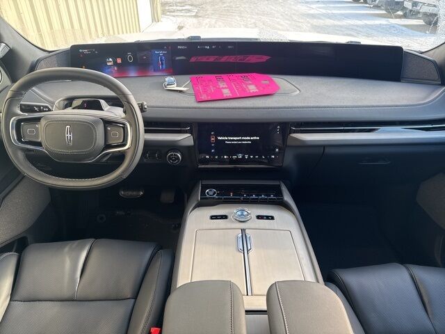 2025 Lincoln Navigator L Reserve Watertown SD 2025 Lincoln Navigator L Reserve Watertown SD