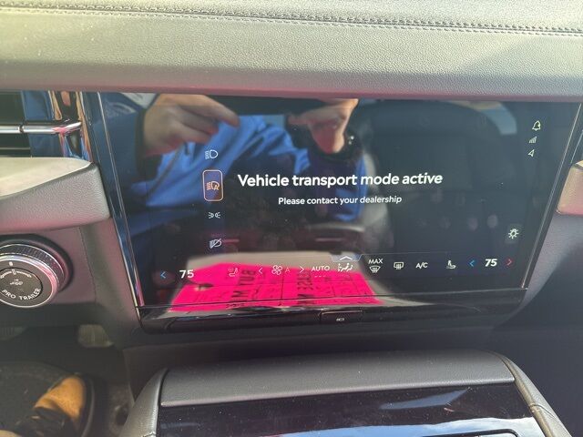 2025 Lincoln Navigator L Reserve Watertown SD 2025 Lincoln Navigator L Reserve Watertown SD