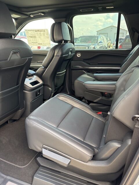 2025 Lincoln Navigator L Reserve Watertown SD 2025 Lincoln Navigator L Reserve Watertown SD