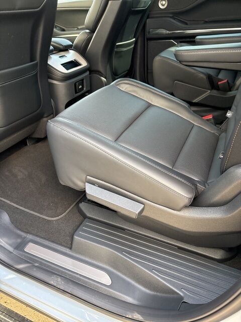 2025 Lincoln Navigator L Reserve Watertown SD 2025 Lincoln Navigator L Reserve Watertown SD