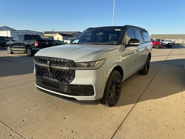 2025 Lincoln Navigator L Reserve Watertown SD 2025 Lincoln Navigator L Reserve Watertown SD