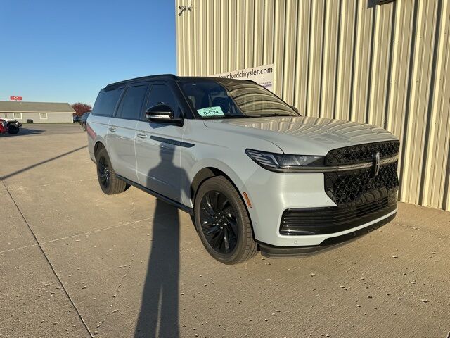 2025 Lincoln Navigator L Reserve Watertown SD 2025 Lincoln Navigator L Reserve Watertown SD