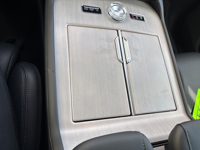 2025 Lincoln Navigator L Reserve Watertown SD 2025 Lincoln Navigator L Reserve Watertown SD