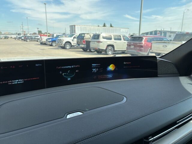 2025 Lincoln Navigator L Reserve Watertown SD 2025 Lincoln Navigator L Reserve Watertown SD