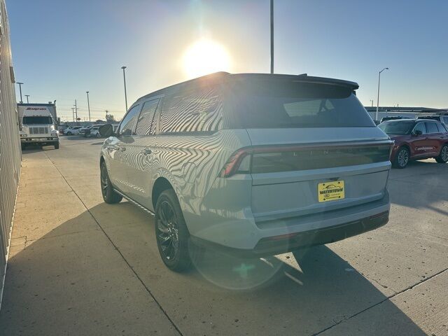 2025 Lincoln Navigator L Reserve Watertown SD 2025 Lincoln Navigator L Reserve Watertown SD