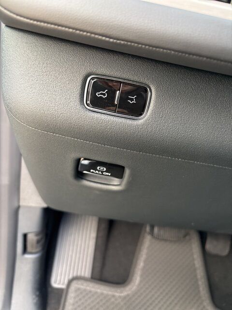 2025 Lincoln Navigator L Reserve Watertown SD 2025 Lincoln Navigator L Reserve Watertown SD