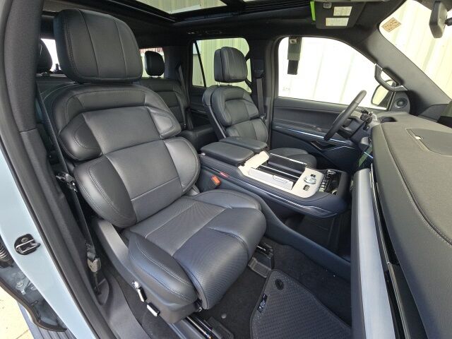 2025 Lincoln Navigator Reserve Watertown SD 2025 Lincoln Navigator Reserve Watertown SD