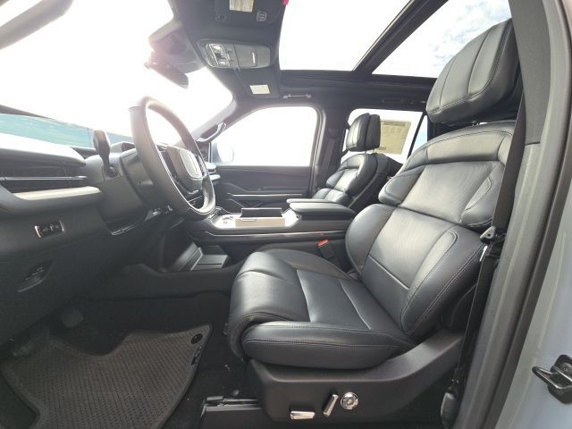 2025 Lincoln Navigator Reserve Watertown SD 2025 Lincoln Navigator Reserve Watertown SD