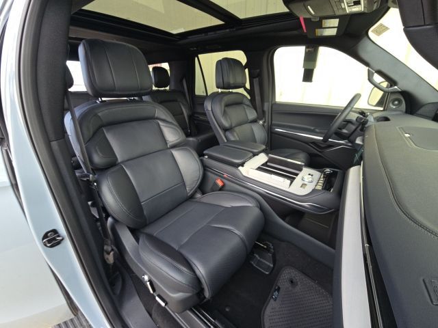 2025 Lincoln Navigator Reserve Watertown SD 2025 Lincoln Navigator Reserve Watertown SD