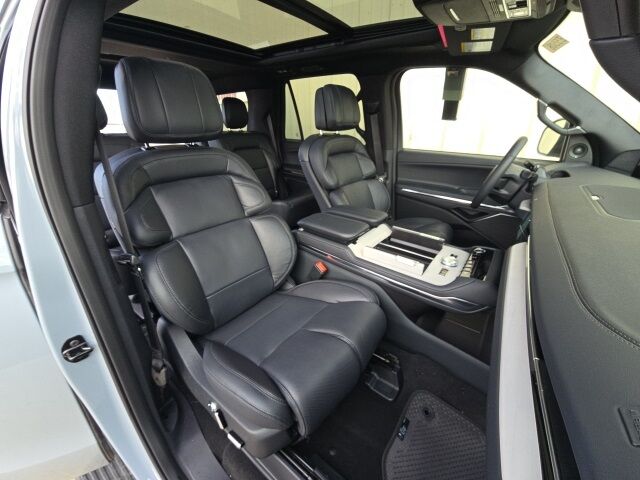 2025 Lincoln Navigator Reserve Watertown SD 2025 Lincoln Navigator Reserve Watertown SD