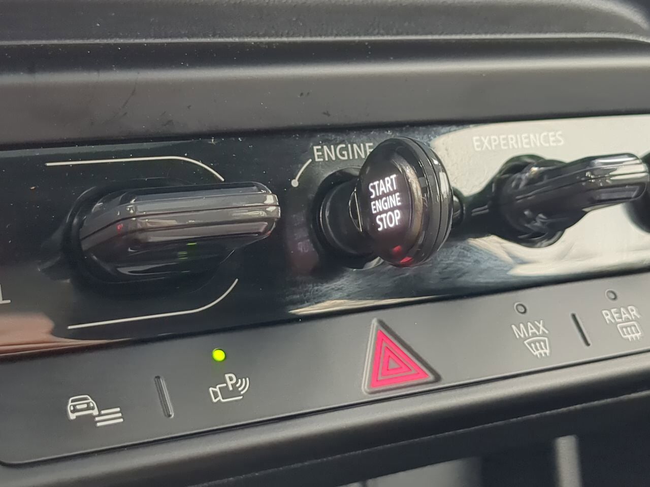 2025 MINI Hardtop 4 Door S Signature Trim Appleton WI