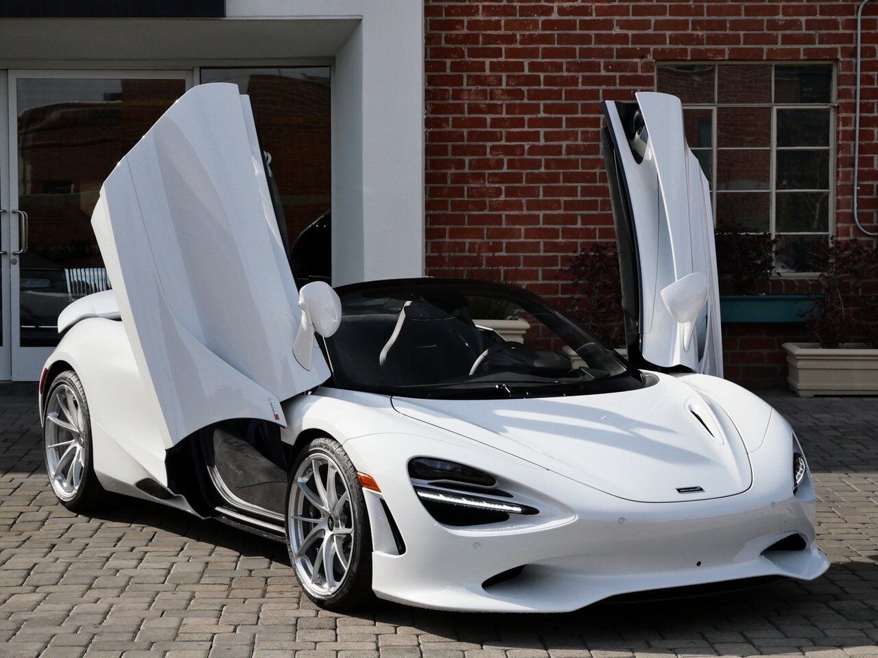 2025 McLaren 750S Lawrence KS