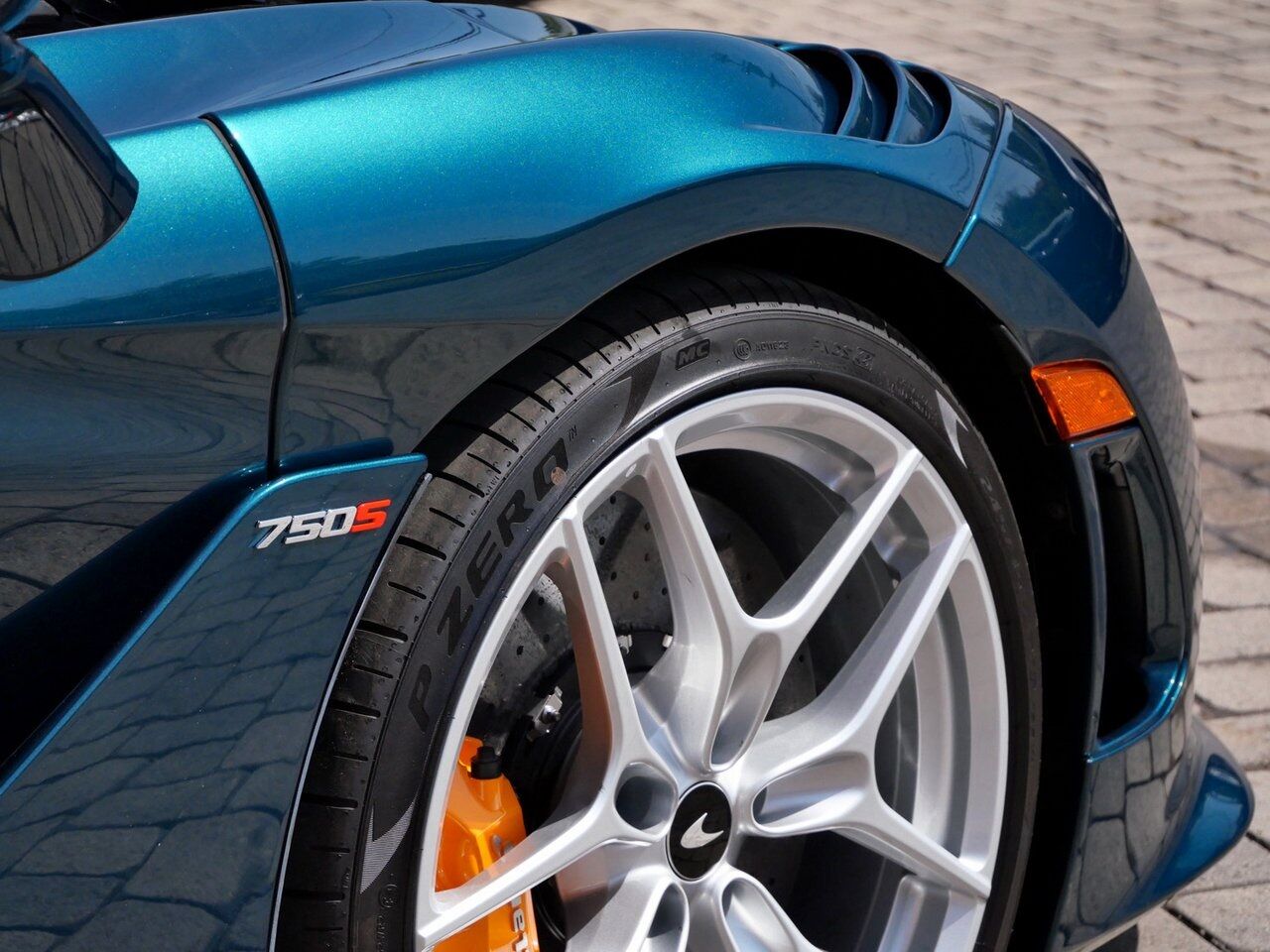 2025 McLaren 750S TechLux Lawrence KS