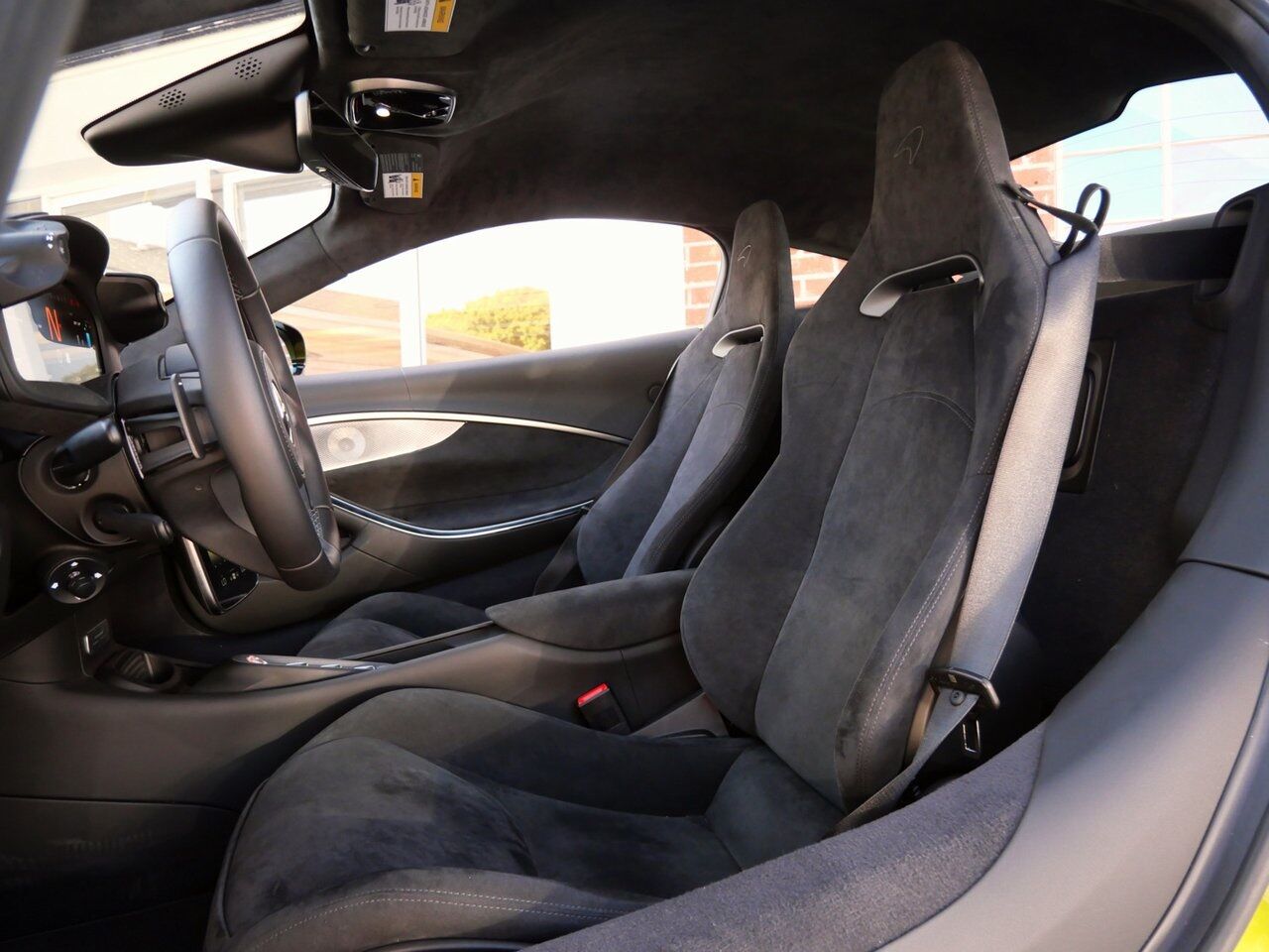 2025 McLaren Artura Lawrence KS