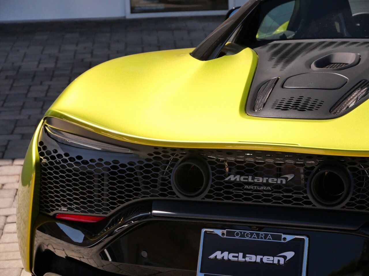2025 McLaren Artura Lawrence KS