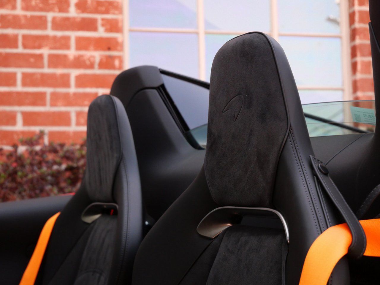 2025 McLaren Artura Lawrence KS