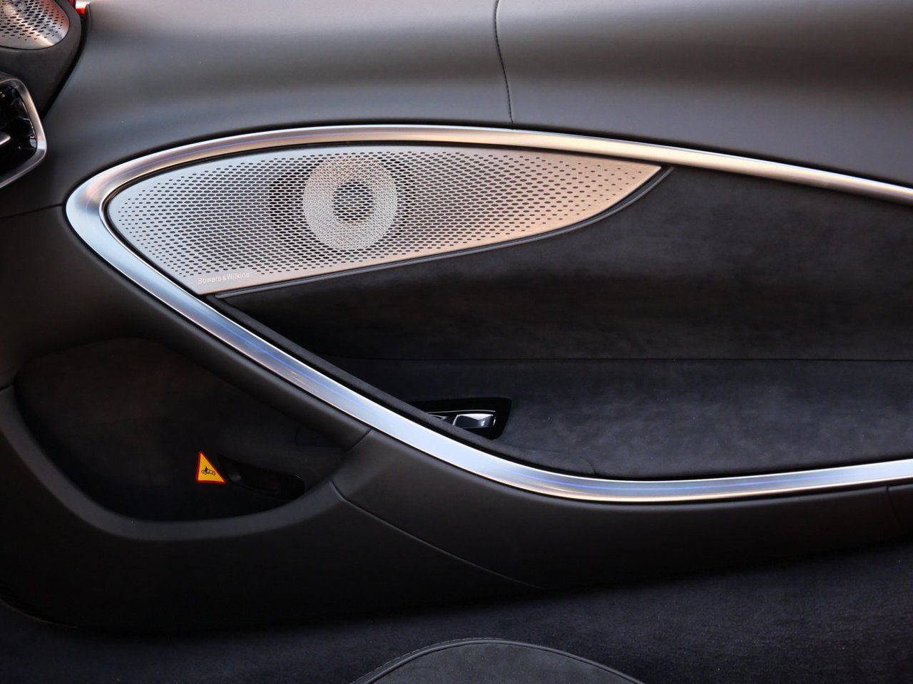 2025 McLaren Artura Lawrence KS