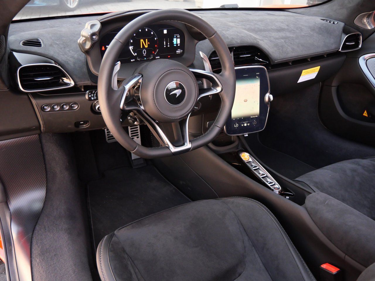 2025 McLaren Artura Lawrence KS