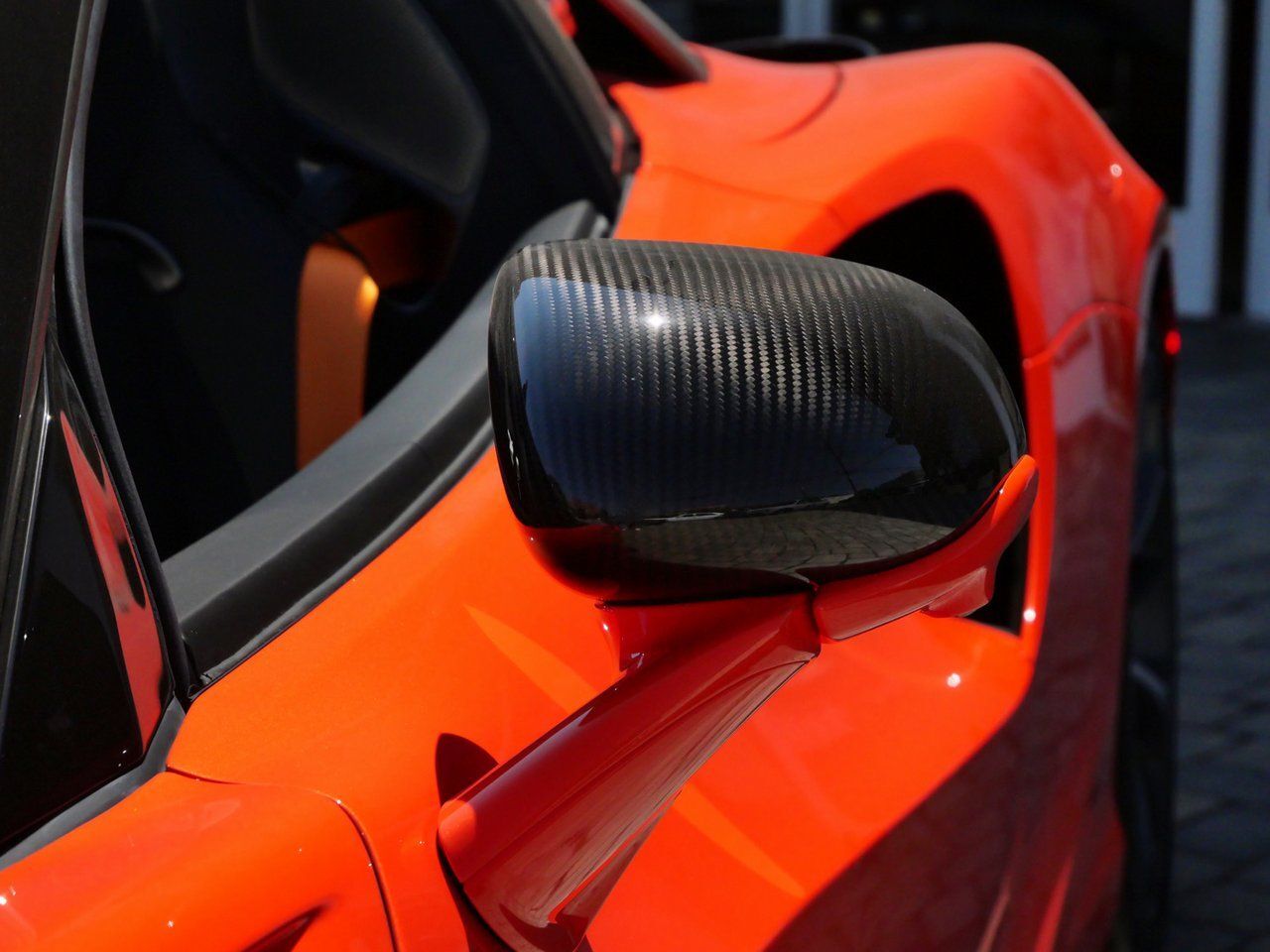 2025 McLaren Artura Lawrence KS