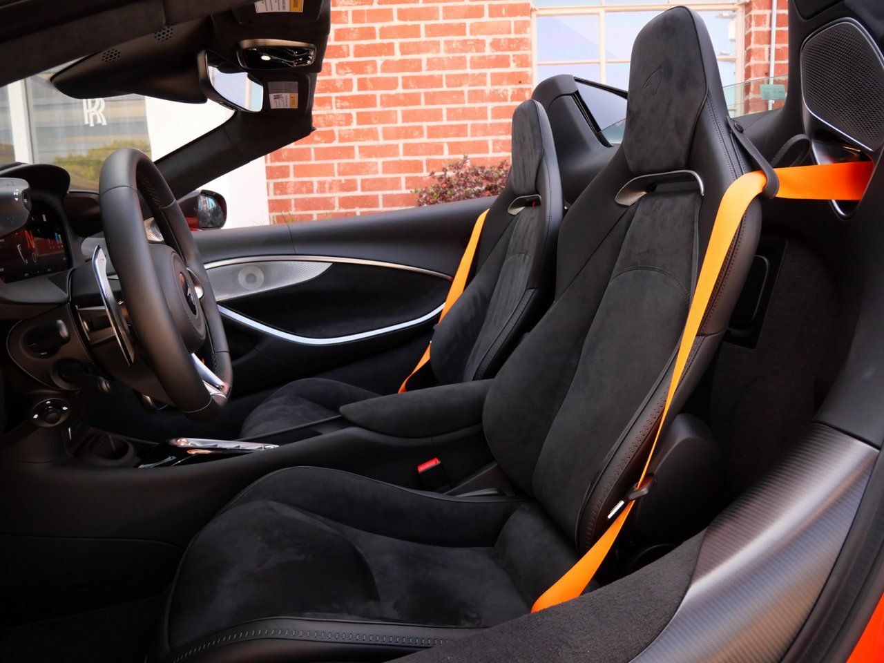 2025 McLaren Artura Lawrence KS