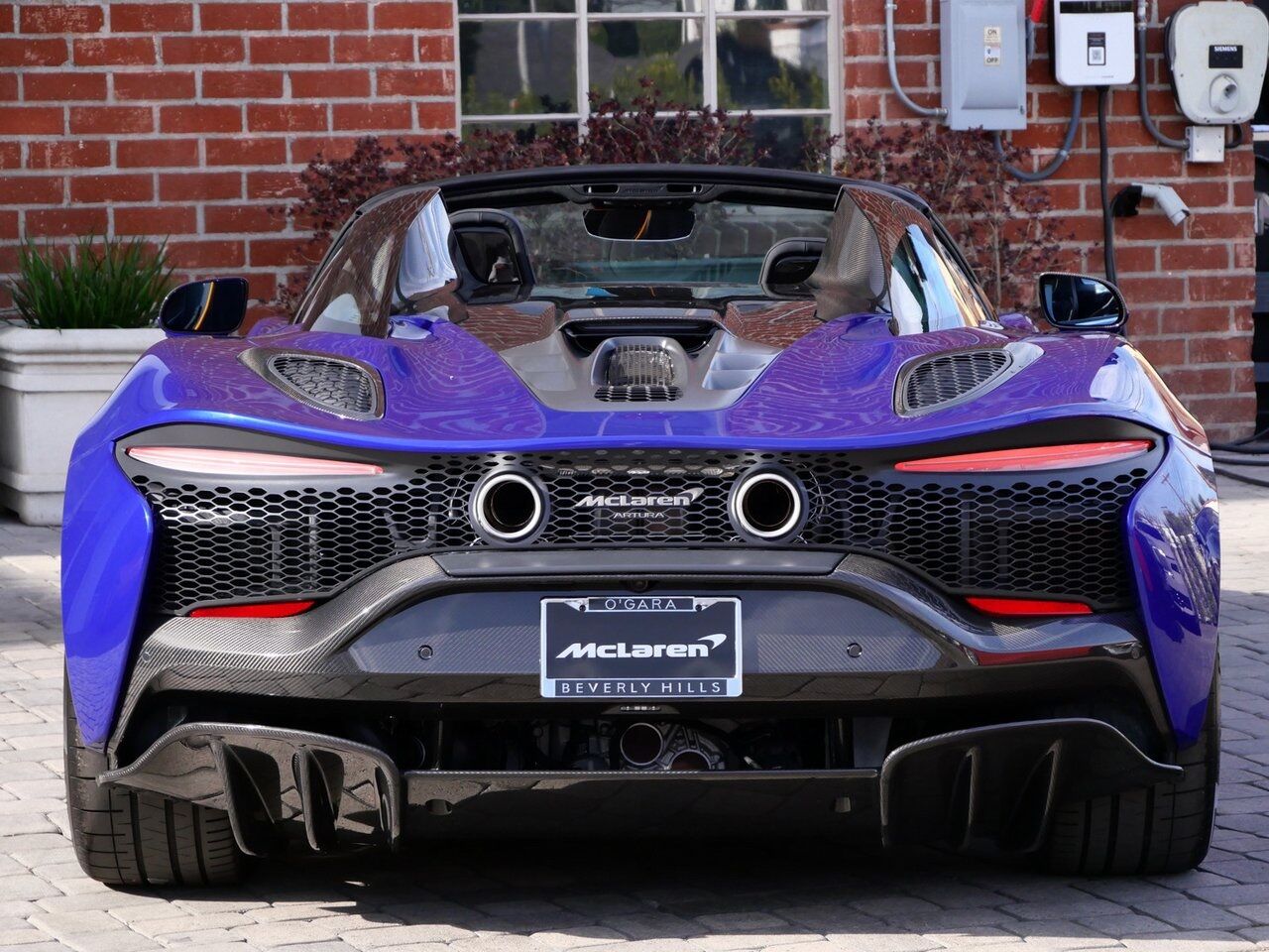 2025 McLaren Artura Performance Lawrence KS