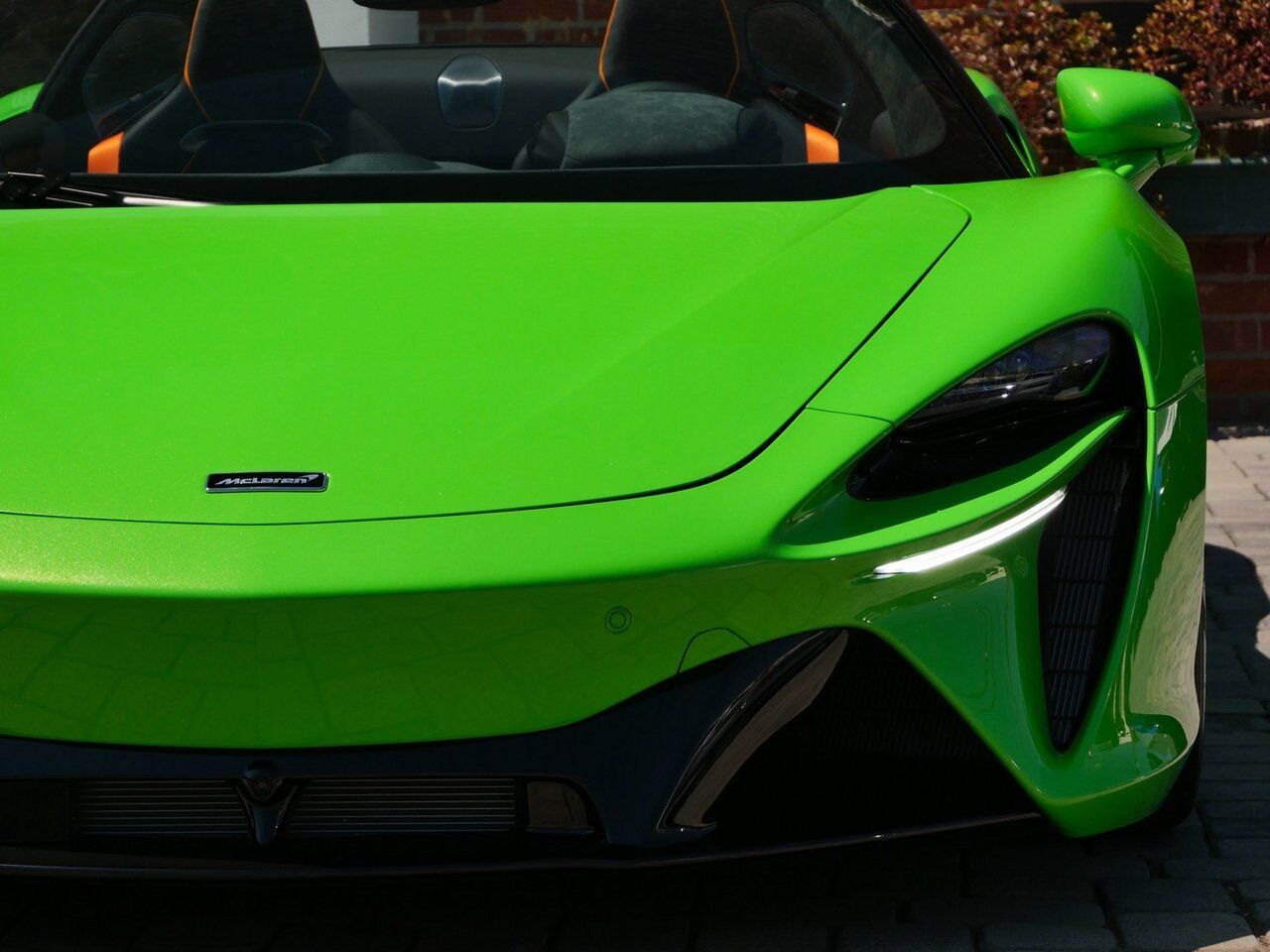 2025 McLaren Artura Performance Lawrence KS